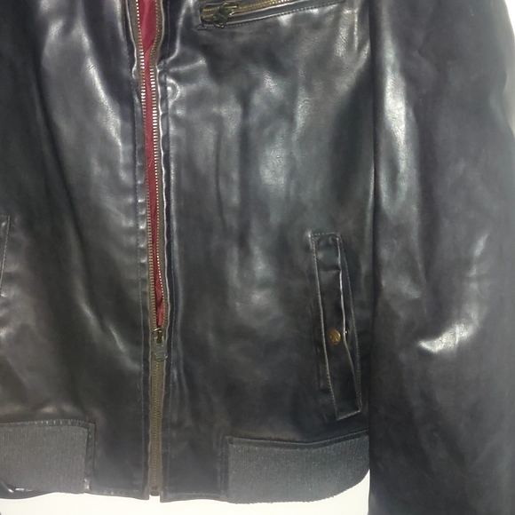 Vintage Levi’s Feaux Leather Zip Up Biker/Motorcycle Style Jacket - Picture 6 of 12